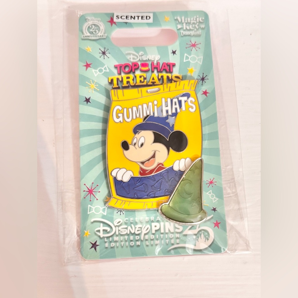 Disney Top Hat Treats Gummi Hats Mickey Pin – Yellow, Blue, Green